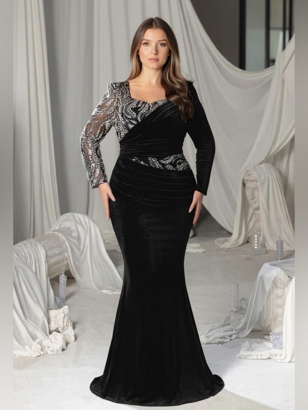 FAERIESTY Elegant Black Velvet Mermaid Evening Gown with Silver Sequin Detail